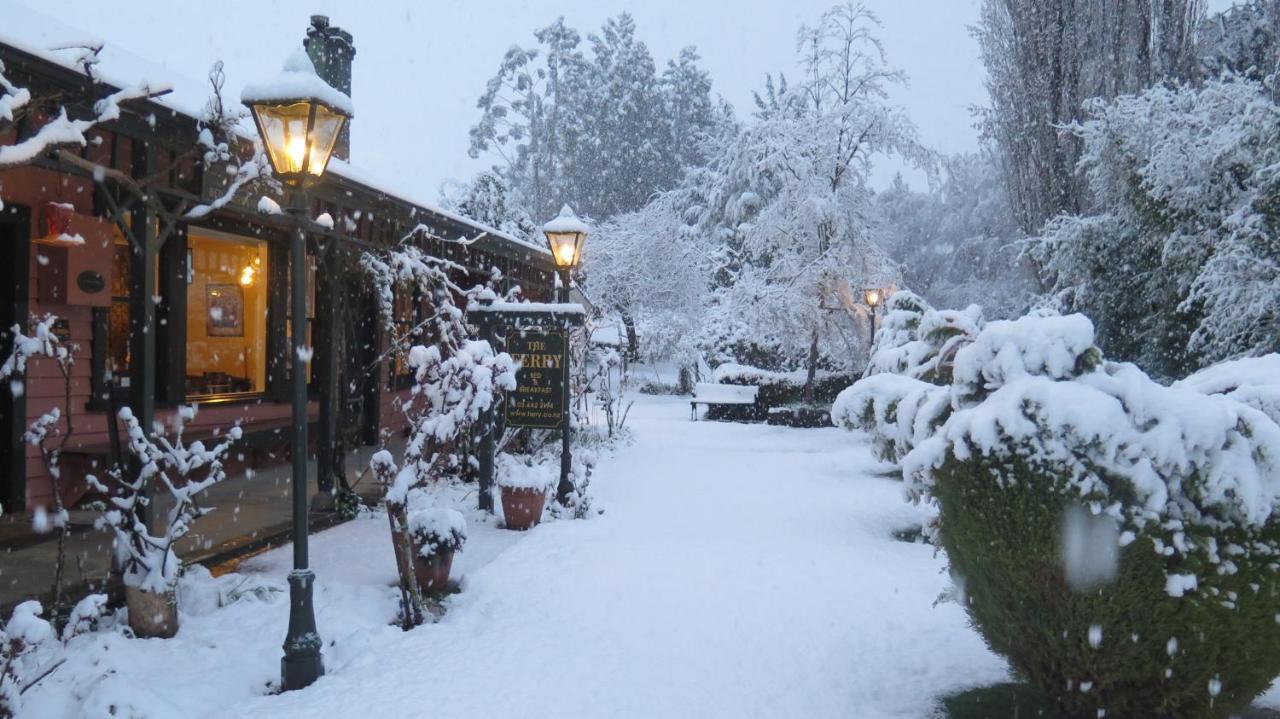 The Ferry Bed & Breakfast Квинстаун Экстерьер фото